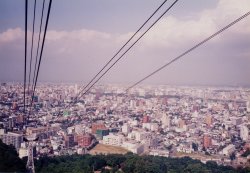 ����R����