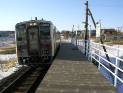 �������w