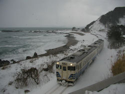 ��̊C�݂𑖂�ܔ\��