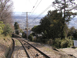 �~���~�w����