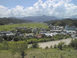 ���u�̏ォ��