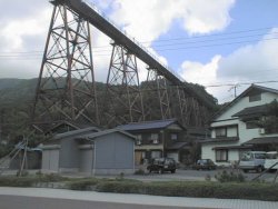 �]���S��