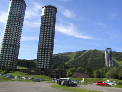 �U�E�^���[